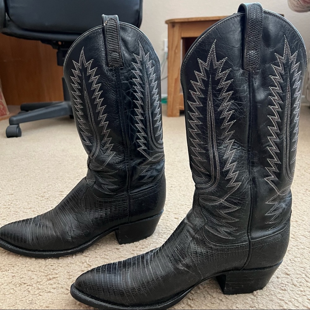 Black cowboy boots